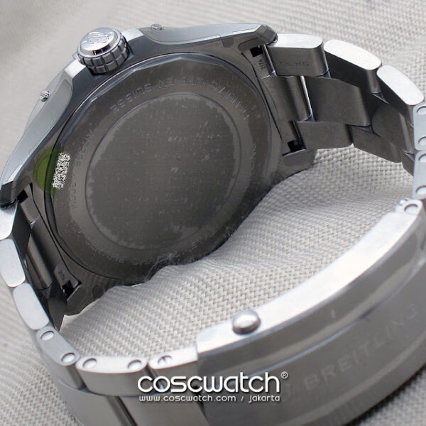 Breitling Avenger Automatic Green Dial 42mm